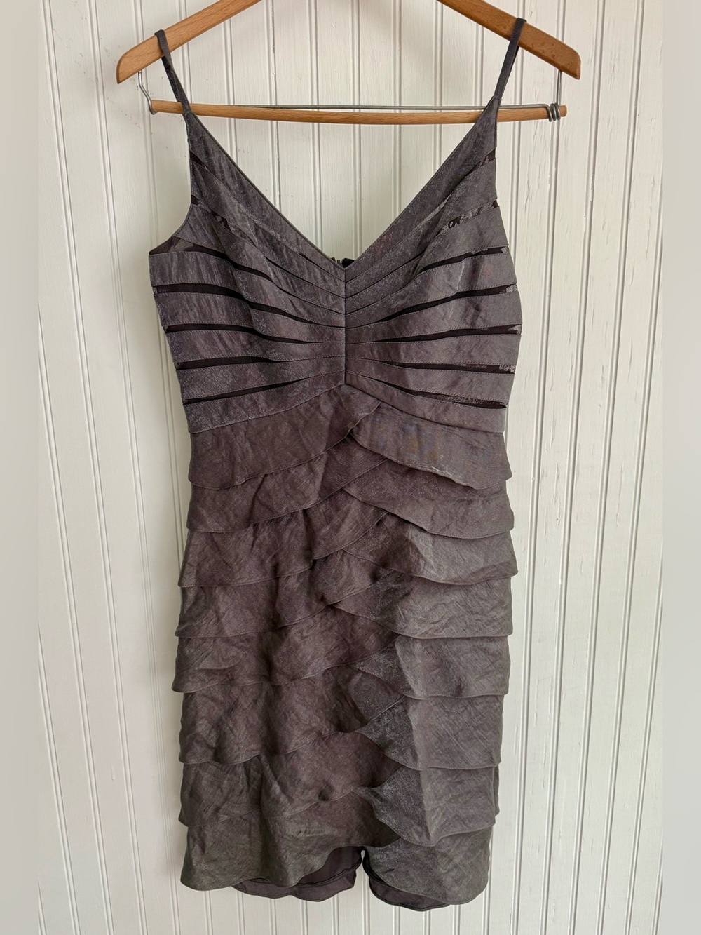 Adrianna Papell Gray Tiered Ruffle Cocktail Dress Size 2